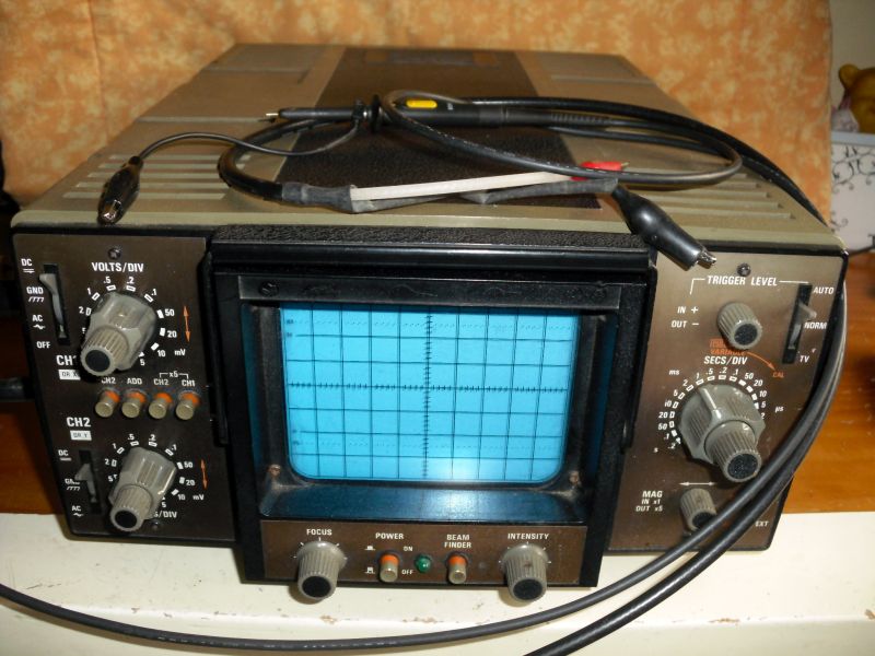Oficina: Osciloscópio Telequipment