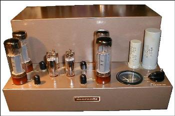 Outra foto do amplificador Marantz 8B