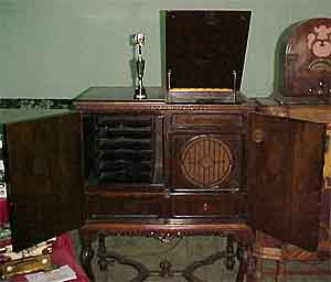 O rádio 

mais antigo: Brunswick de 1925